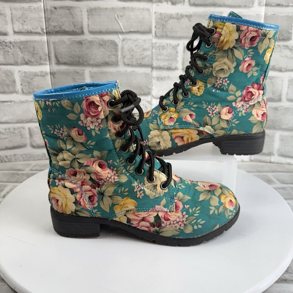 Kalli Women's Size 7 Floral Print Combat Lace-Up Side Zip Goth Boho Ankle Boots